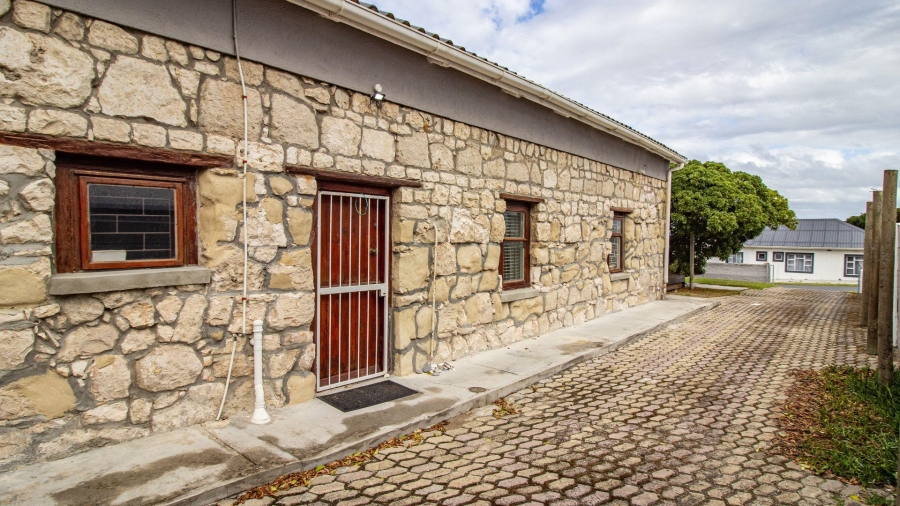 3 Bedroom Property for Sale in Gansbaai Central Western Cape